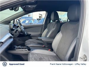Volkswagen ID.4 77KWH LIFE DX 174HP *GLACIER WHITE - Image 4