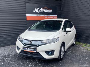 Honda Fit 1.5 HYBRID AUTO - Image 3