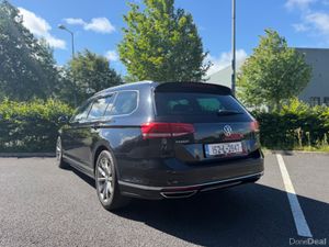 Volkswagen Passat 2.0 TDI R-LINE BLUEMOTION *NEW T - Image 3