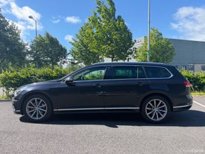 Volkswagen Passat 2.0 TDI R-LINE BLUEMOTION *NEW T - Image 2