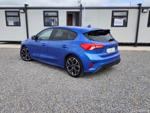 Ford Focus ST-LINE X TDCI - Image 4