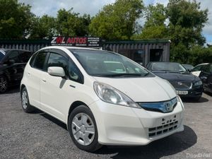 13 HONDA FIT HYBRID LEATHER - Image 2