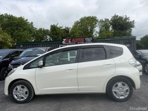 12 HONDA FIT HYBRID 1.3 - Image 4
