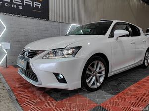 2016 Lexus CT200- lowest milage in market - Image 3