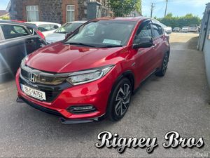 Honda Vezel DAA-RU3 - Image 3