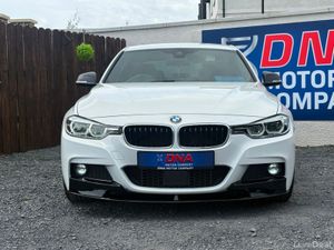 BMW 3-Series 320i - MSPORT - LOW KM - Image 2