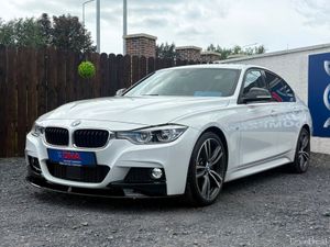 BMW 3-Series 320i - MSPORT - LOW KM - Image 3