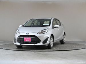 Toyota Aqua 1.5 VVT-i HYBRID **BI-TONE INT**REVERS - Image 3