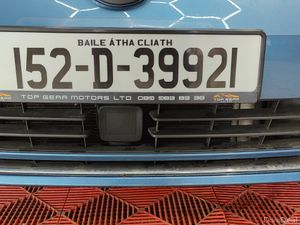 152 VW Golf 1.4 Petrol Automatic TSI Highline - Image 4