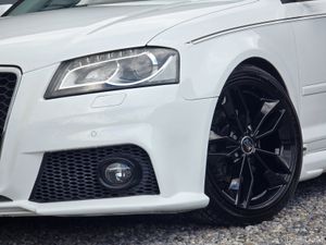 2011 AUDI A3 TFSI AUTO SPORT - Image 3