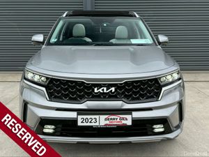 Kia Sorento K4 5DR AUTO ** HUGE SPEC 7 SEATER ** - Image 3