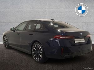 BMW 5-Series 530e M Sport Saloon - Image 3