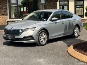 Immaculate Low Kms 221 Skoda Octavia! - Image 3