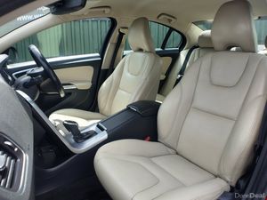 Volvo S60 2017 - Image 3