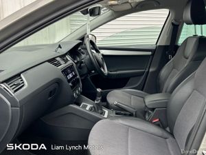 Skoda Octavia Soleil 1.6 TDI 115 BHP - Image 4