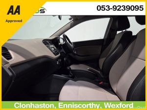 Hyundai i20 2015 classic 1.2 petrol - Image 4