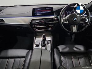 BMW 5-Series 530e M Sport iPerformance Saloon - Image 4
