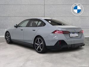 BMW i5 eDrive40 M Sport Pro Saloon - Image 3