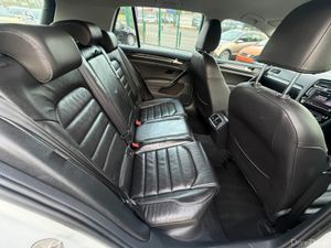 Volkswagen Golf FULL LEATHER PACK HIGHLINE EDITION - Image 4