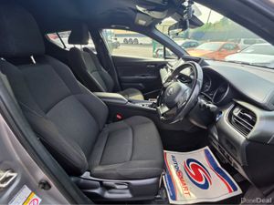 Toyota C-HR SELF CHARGING HYBRID- CARPLAY - ANDROI - Image 3