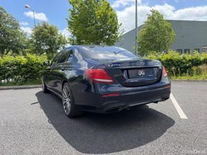 Mercedes-Benz E-Class E220 D AMG LINE AUTO - Image 2
