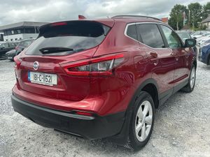 2018 AUTOMATIC NISSAN QASHQAI DIESEL LOW KMS - Image 4
