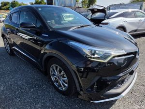 2019 Toyota C-HR Hybrid Automatic – G LED Edition - Image 2