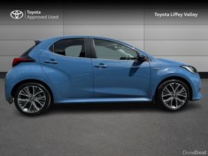 Toyota Yaris YARIS HYBRID PLATINUM - Image 3