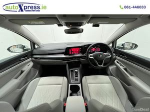 Volkswagen Golf eTSI STYLE, Low mileage, reversing - Image 2