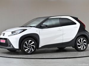 Toyota Aygo X 1.0 DESIGN S-CVT - Image 4