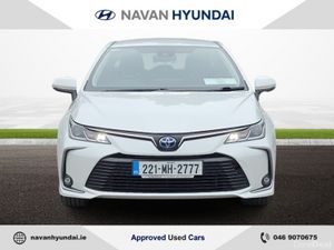 Toyota Corolla 1.8 Hybrid Luna Saloon *LOW RUNNING - Image 3