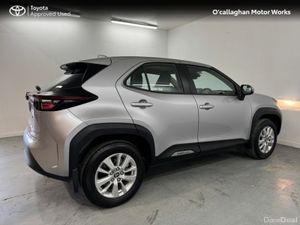 Toyota Yaris Cross YARIS CROSS LUNA 4DR AUTO - Image 4