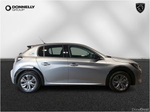 Peugeot 208 E- Electric Hatchback Allure Premium - Image 3