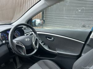 Hyundai i30 2012, cheap insurance - Image 4