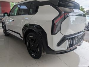 Kia EV3 GT Line with Sunroof - Image 3