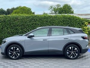 Volkswagen ID.4 PURE 52KWH AUTO // DIAMOND CUT ALL - Image 3