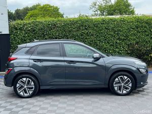 Hyundai KONA PREMIUM EV 64KWH // HEATED SEATS // R - Image 2