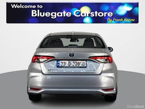 Toyota Corolla LUNA SALOON 4DR AUTO **FULL BLACK I - Image 4