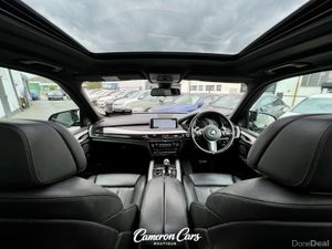 BMW X5 M50D MSPORT BLACK ON BLACK 7 SEATER - Image 4