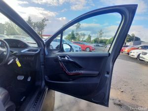Peugeot 208 GT Line Automatic 1.2 Petrol - Low mil - Image 4