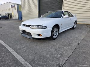 1995 Nissan Skyline GT-R - Image 2