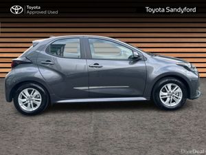 Toyota Yaris HYBRID LUNA // REAR CAMERA // TOYOTA - Image 3