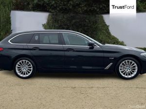 BMW 5-Series SE Touring - Image 3