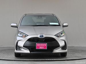 Toyota Yaris 1.5 PETROL HYBRID**14" ALLOY WHEELS** - Image 2