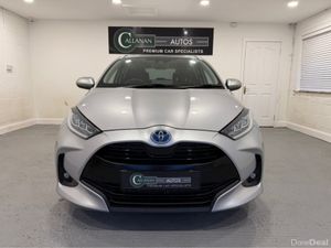 Toyota Yaris 1.5 VVT DESIGN HEV CVT***HI SPEC***LO - Image 2