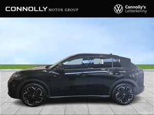 Volkswagen T-Roc R-Line 1.5 Style MHEV 150 HP - Image 4