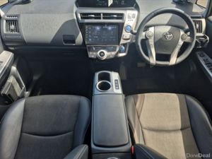 Toyota Prius ** ALPHA  ** 7 SEATER ** HUGE SPEC ** - Image 2