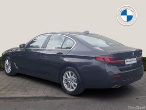 BMW 5-Series 520d SE - Image 2