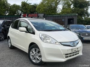 11 HONDA FIT HYBRID 1.3 HEATER SEATS - Image 2