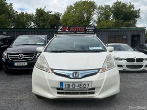 131 Honda Fit HYBRID 1.3 - Image 2